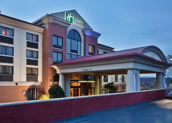 Hampton Inn & Suites Greenville-Downtown-Riverplace