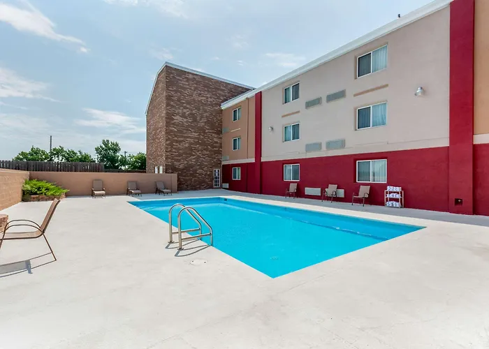 Coratel Plus Suites Wichita West Airport