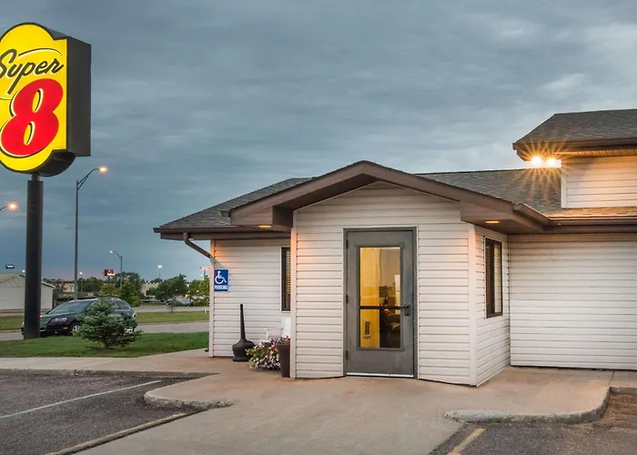 Super 8 By Wyndham
