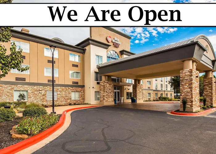 Best Western Plus Rama Inn & Suites