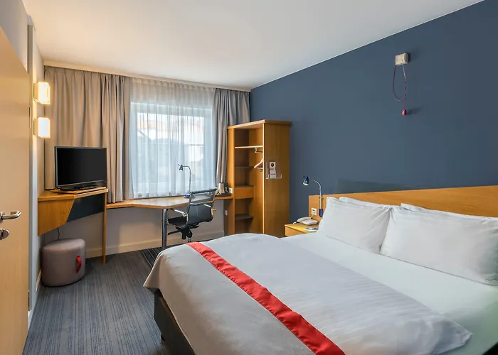 Holiday Inn Express Cologne Troisdorf By Ihg