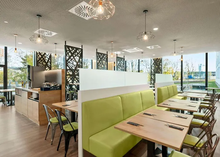 Super 8 By Wyndham Munich City North