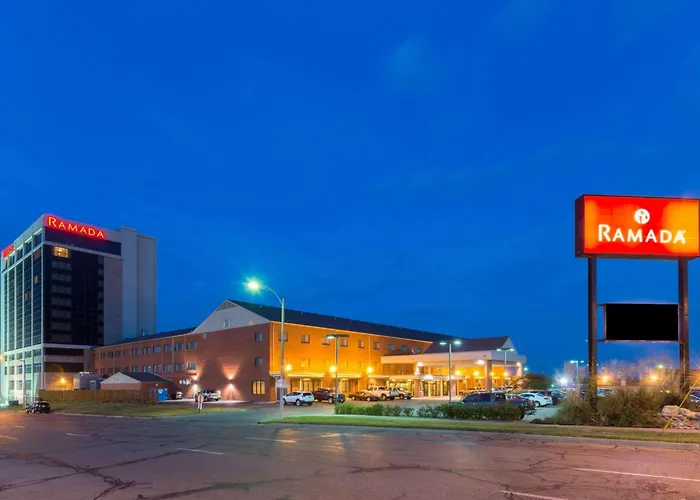 Ramada By Wyndham Topeka Downtown & Convention Center