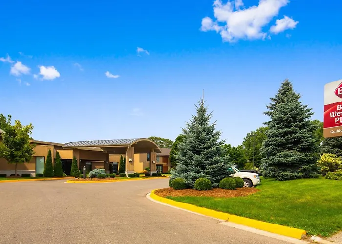 Best Western Plus Guildwood Inn