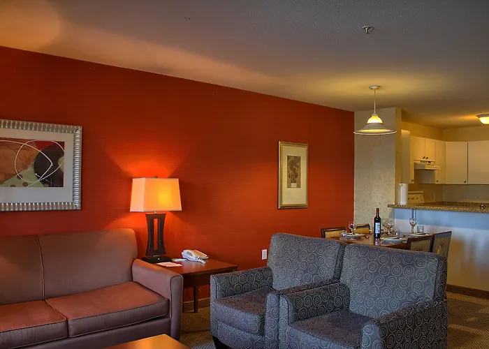 Holiday Inn Hotel & Suites Osoyoos By Ihg