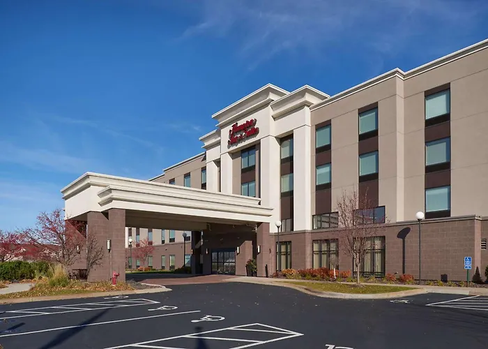 Hampton Inn & Suites Rogers