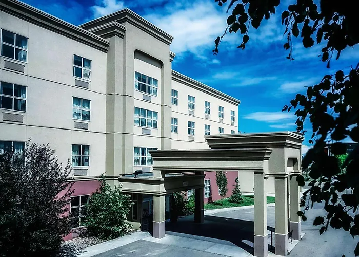 Hampton Inn & Suites By Hilton Edmonton International Airport
