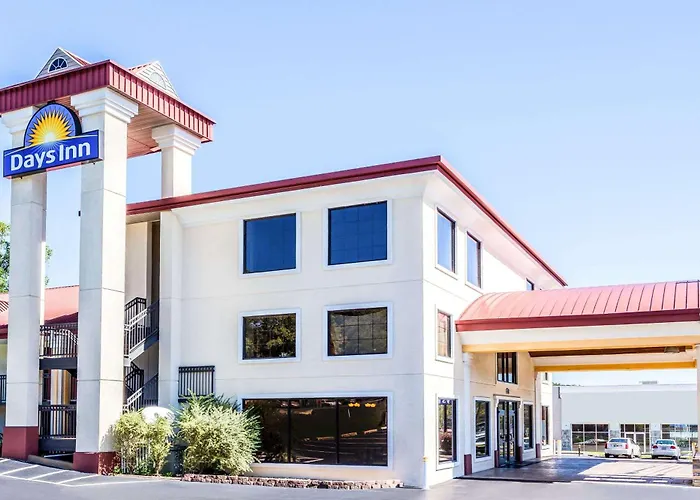 Days Inn By Wyndham Dalton