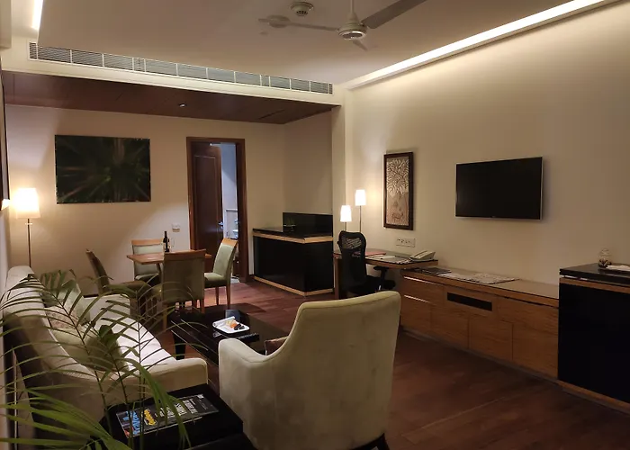 Taj Damdama Lake & Spa, Gurugram