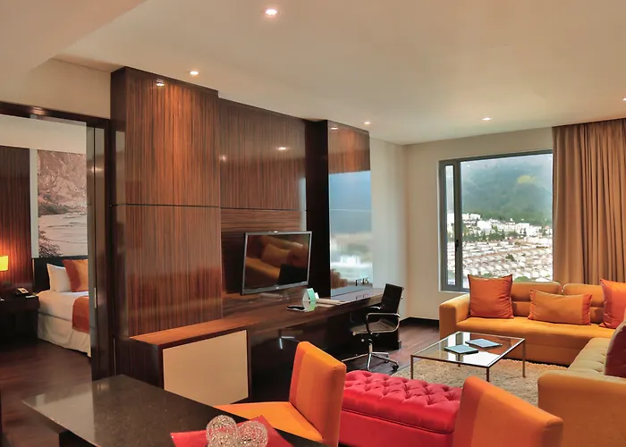 Holiday Inn Bucaramanga Cacique, an IHG Hotel