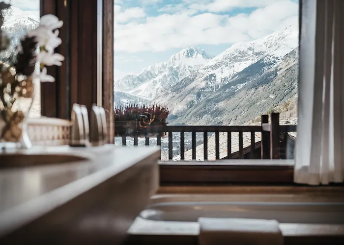 Relais Mont Blanc Hotel & Spa La Salle