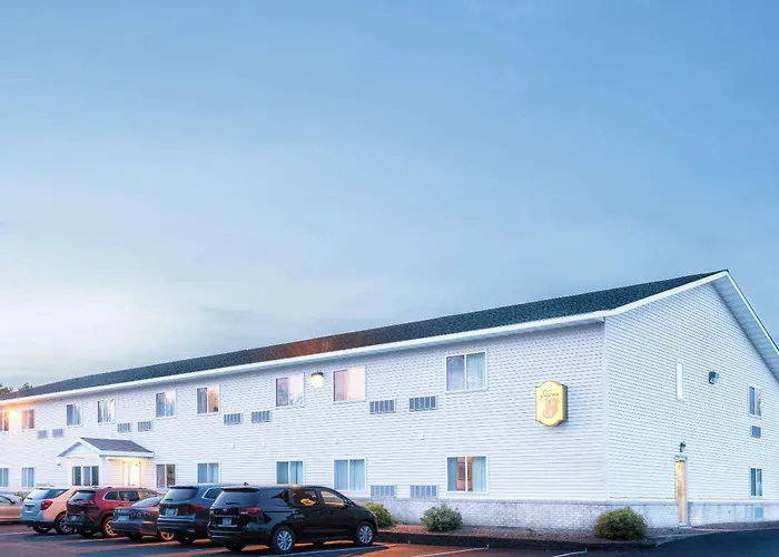 Super 8 By Wyndham Phillips