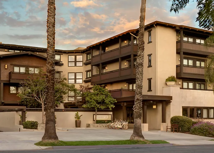 Ambrose Hotel