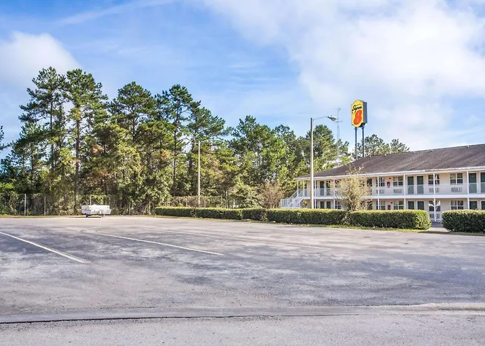 Super 8 By Wyndham
