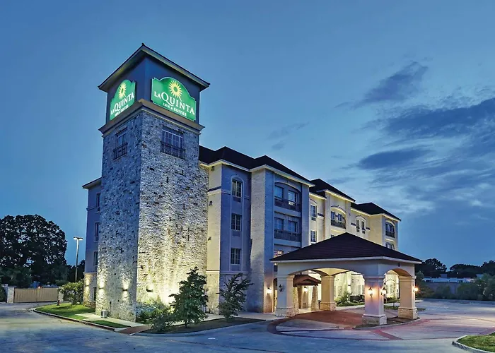 La Quinta By Wyndham Dfw Airport West -