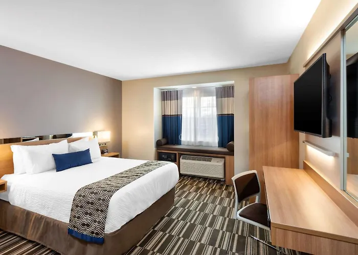 Microtel Inn & Suites By Wyndham Farmington