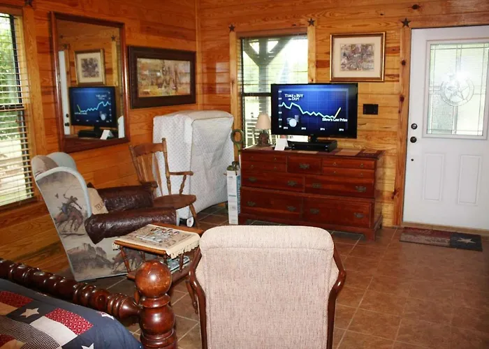 Double U Barr Ranch - Cowboy Cabin