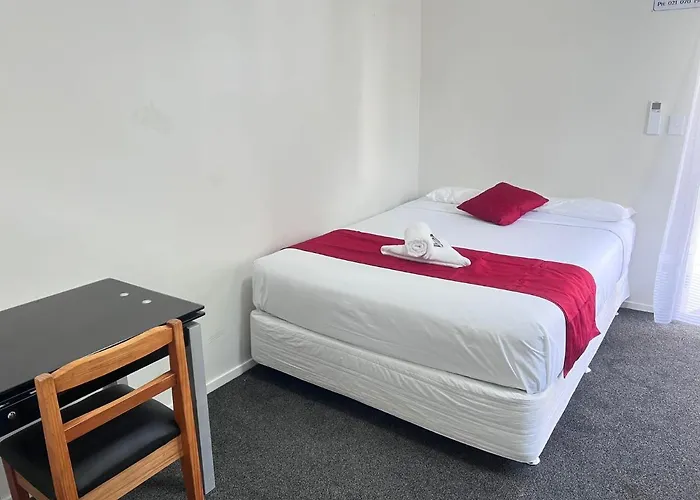 Dash , Papakura