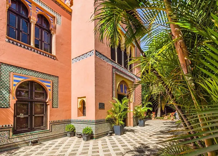 Hostal Tropical
