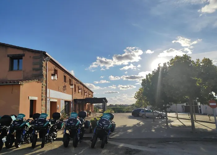 El Huésped del Sevillano AR
