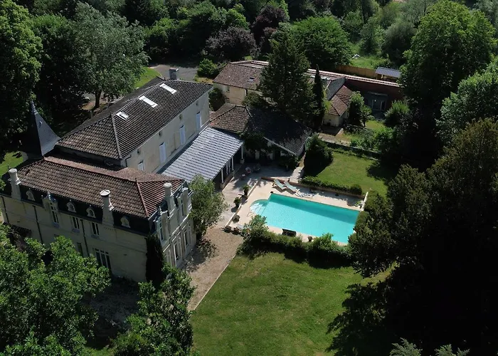 Château Fleur D'Aya