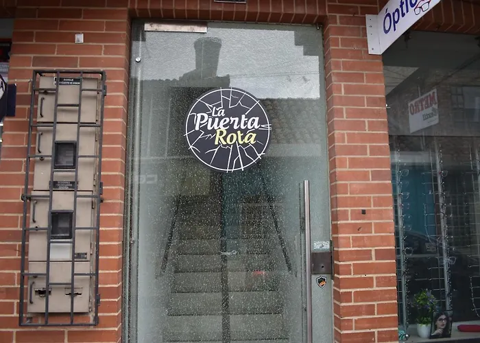 La Puerta Rota