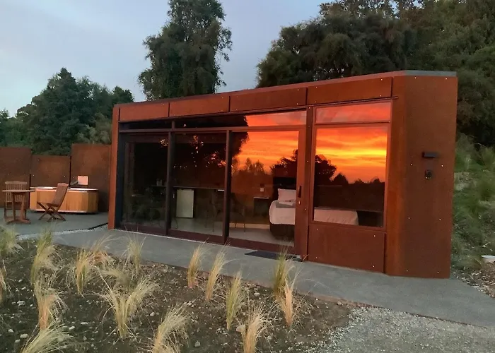Nga Whare Manatu