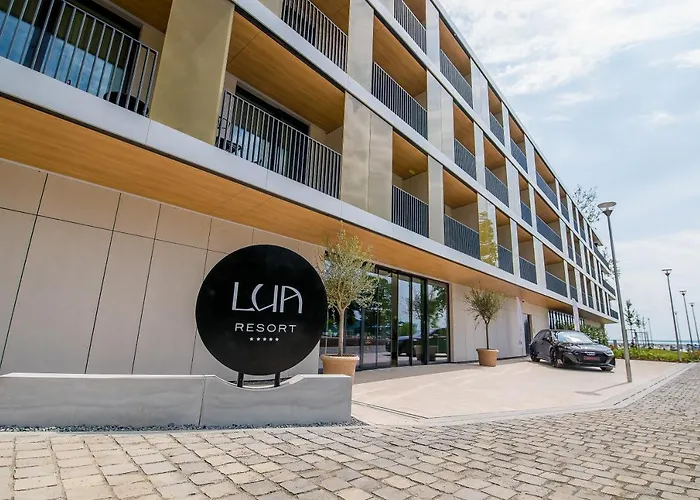 Lua Resort - Adults Only