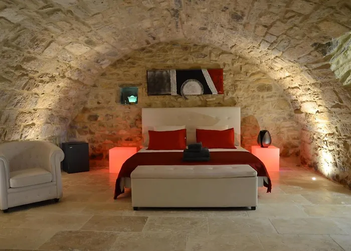 Chambre d'hôte romantique avec SPA privatif domaine les nuits envôutées - Vézénobres