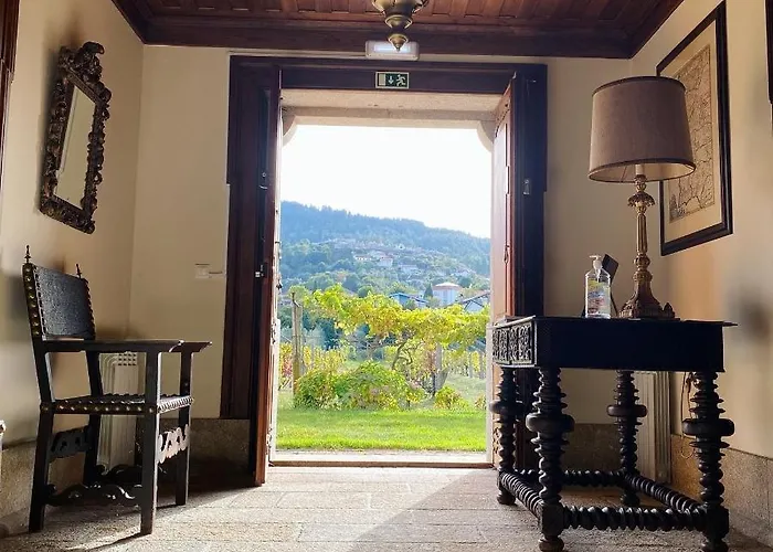 Casa de Santa Bárbara - Cinfães