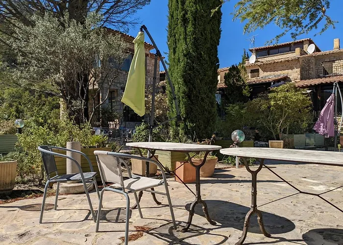 Les Colombes