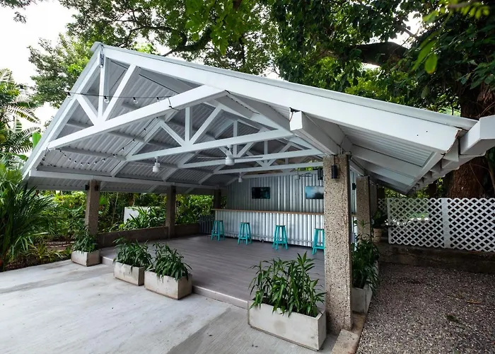 Angeli Gardens Boutique Hotel