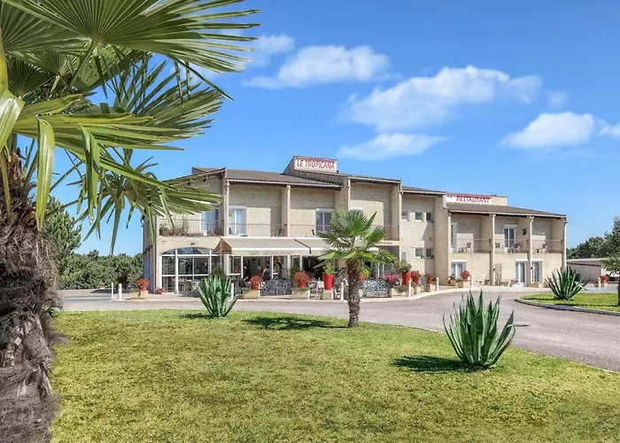 Hotel Restaurant Logis Le Tropicana Douville