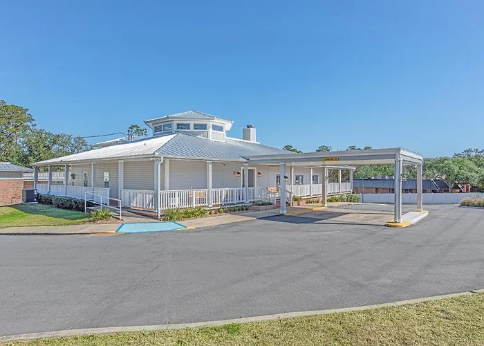 Seven Hills Suites Tallahassee