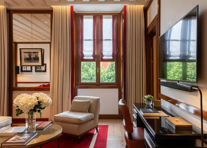 Hotel Portrait Milano - Lungarno Collection