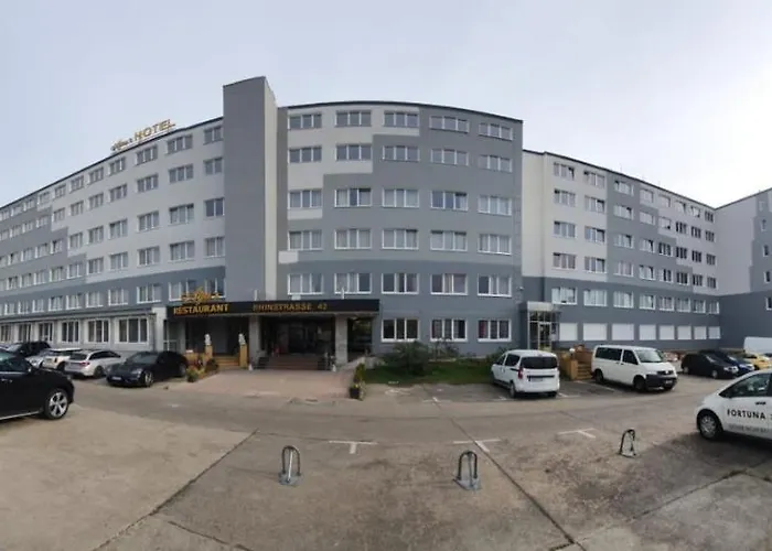 R&B Hotel