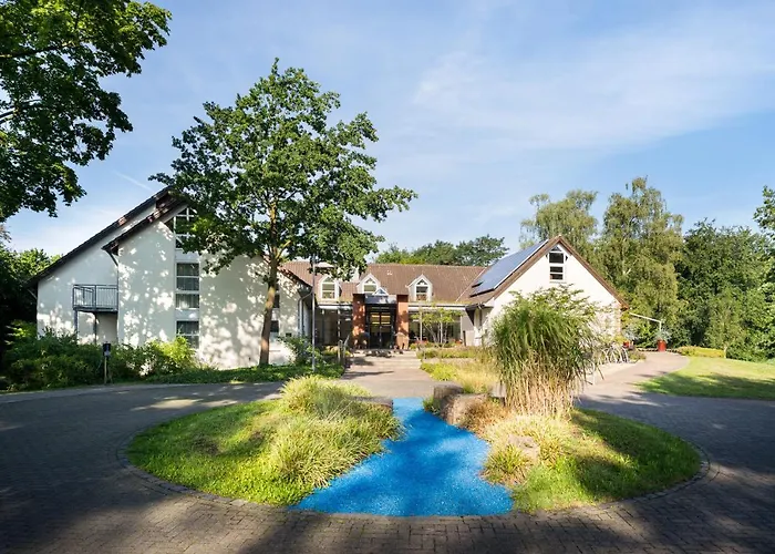 Flussbett Hotel