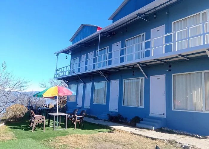 In Apple Estate Kanatal - Himalayan View Resort With Courteous Staff