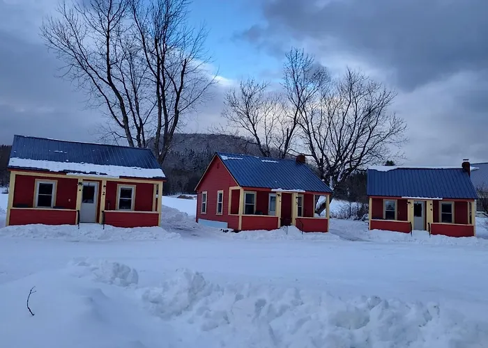 Mohawk Cottages