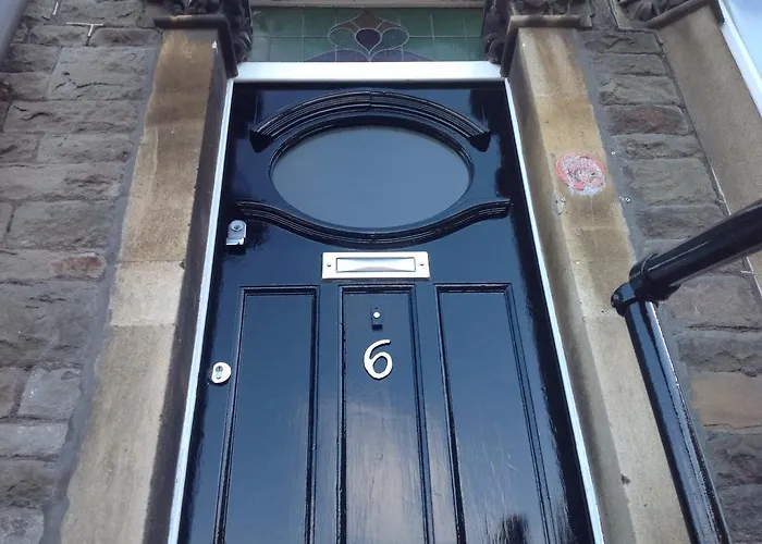 Clift Guest House