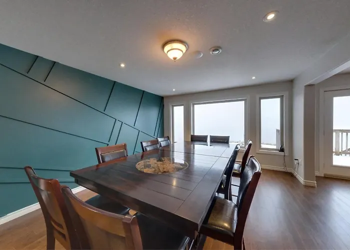 Coastal Lookout Suites