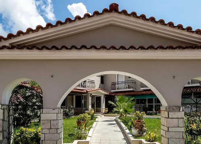 Perkes Hotel Complex (Adults Only)