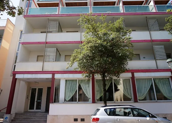 Hotel Flora Lignano Sabbiadoro