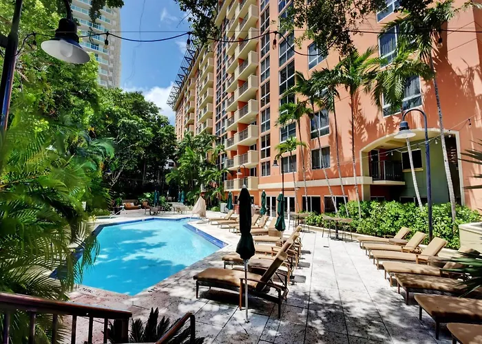 The Mutiny Luxury Suites Hotel