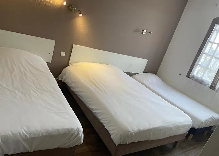 Hotel Restaurant L'Escale Sainte-Nathalène
