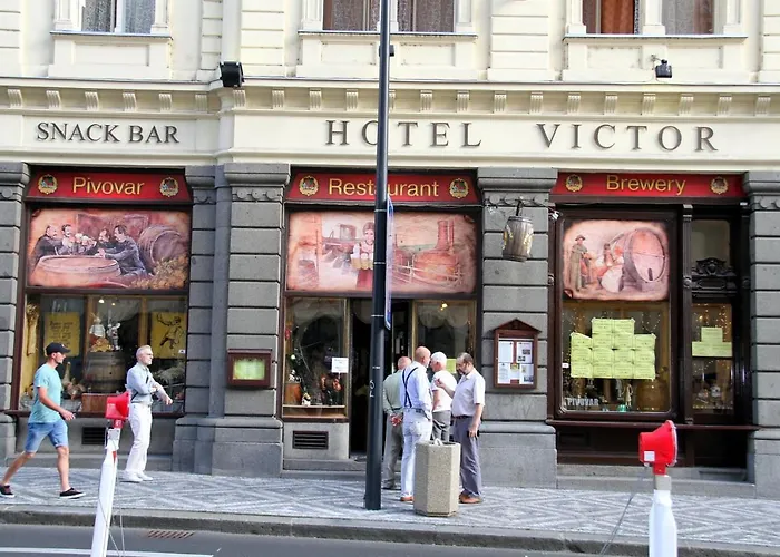 Victor