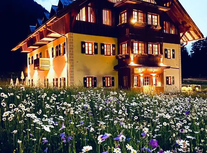 Natura Boutique Chalet Wellness Spa