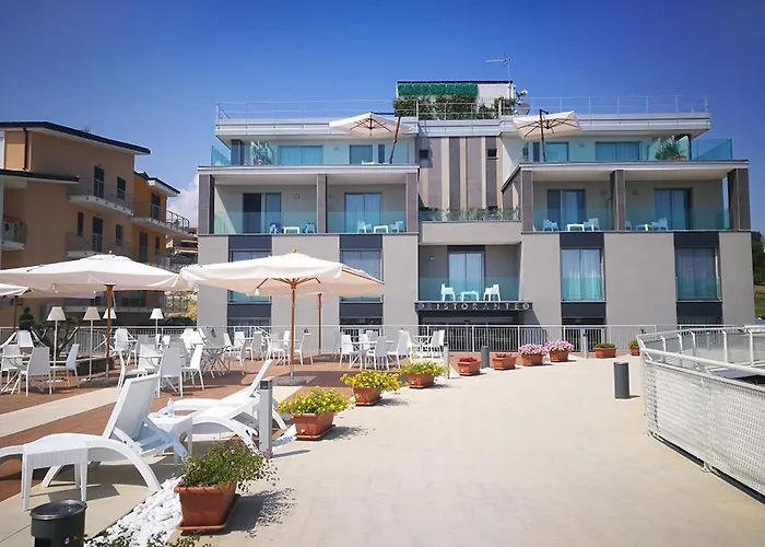 Ambruosi Village Resort&SPA Massignano