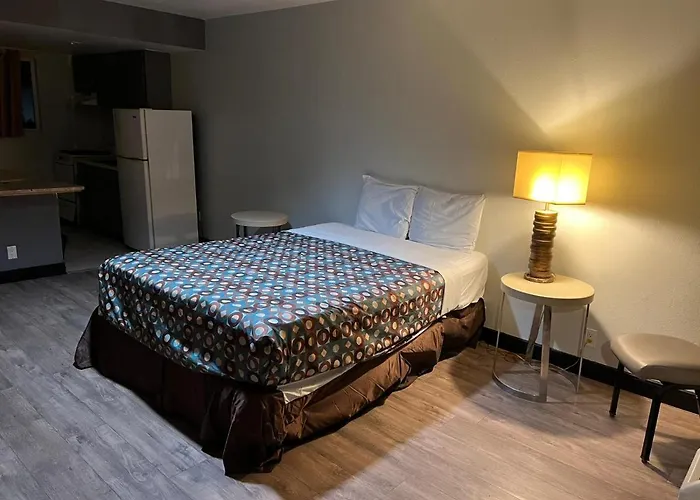 Goldstar Inn