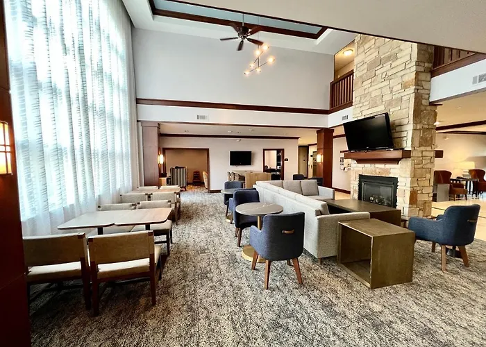 Staybridge Suites Milwaukee West-Oconomowoc By Ihg